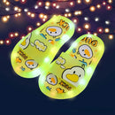Chinelo Infantil com Luzes LED – Antiderrapante, Brilhante, Resistente